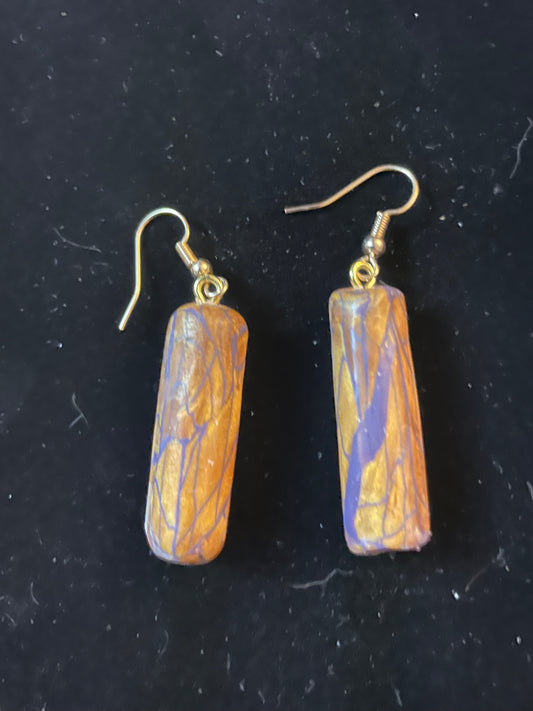 Purple veined gold barrel earrings